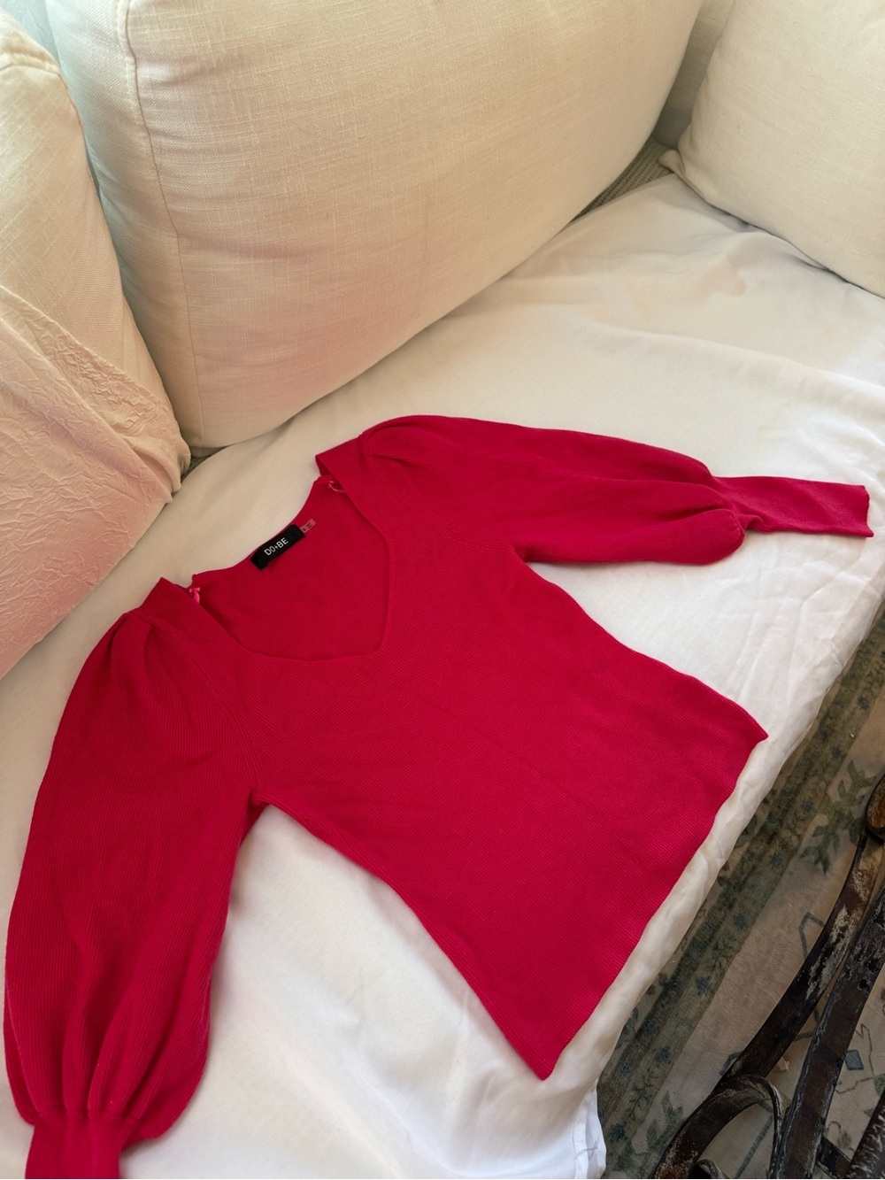 DO+BE Ribbed Crewneck sweater bubble sleeve Top in Hot Pink - Picture 3 of 6